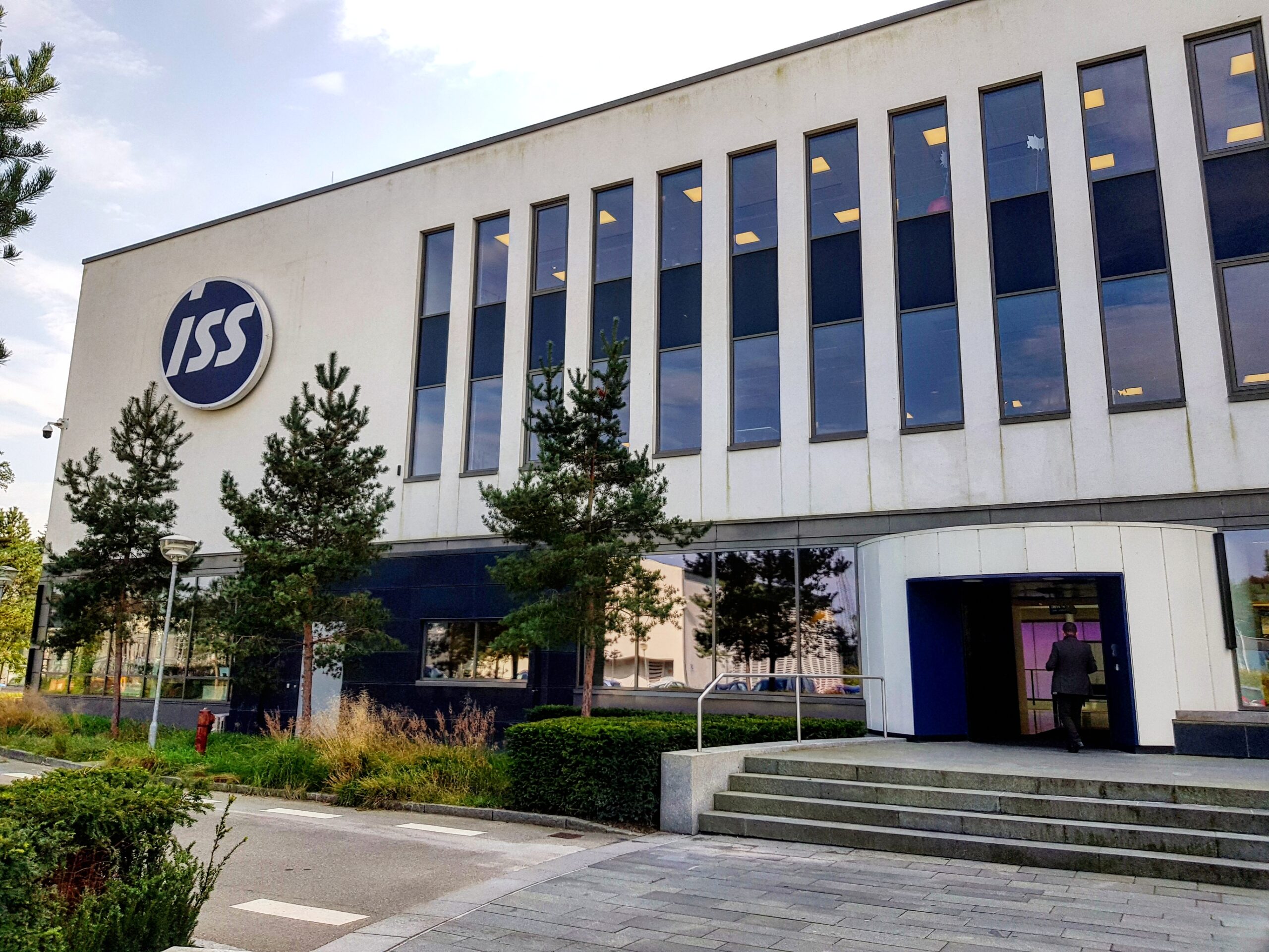 ISS i transformation — eller holder jernlovene ISS nede?